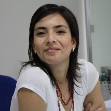 İpek Topuzoğlu 
