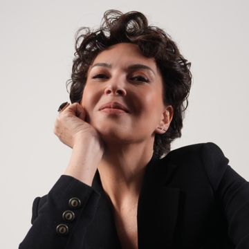 Esra Özcan